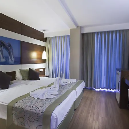 Holiday City 4*