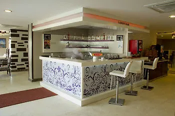 Holiday City Hotel 4*