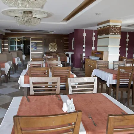 Szálloda (adults Only) Side